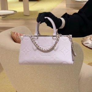 img_0f11e37c_20250727_i1753605616376_3386_0_5_jpg LV OnTheGo East West 25cm Pink Embossed Cowhide GHW