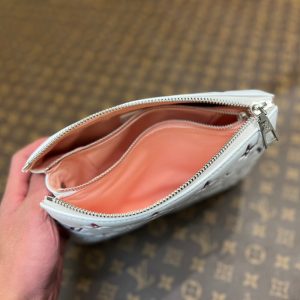 coussin bb 21 white empreinte calfskin multicolor chain