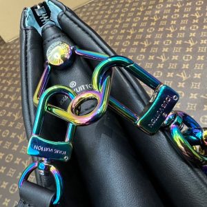 coussin bb 21 black empreinte calfskin multicolor chain