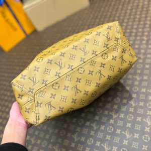 atlantis gm 34 brown monogram canvas