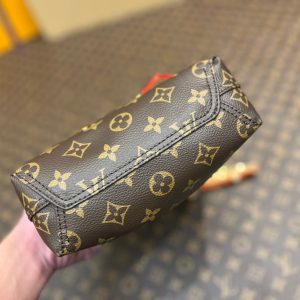 atlantis bb 17 dark brown monogram canvas