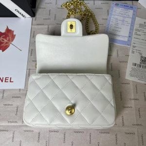 25C Mini Flap 19cm White Lambskin Gold Heart Hardware