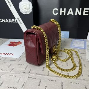 25C Mini Flap 19cm Burgundy Lambskin Gold Heart Hardware