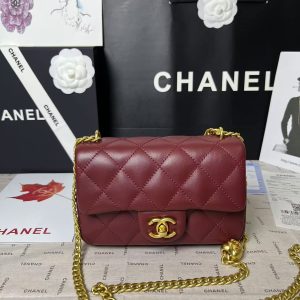 25C Mini Flap 19cm Burgundy Lambskin Gold Heart Hardware