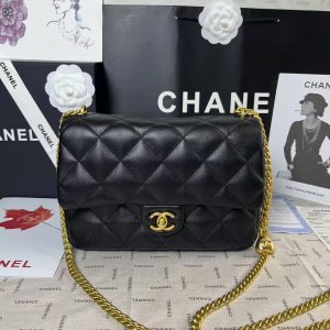 25C Mini Flap 24cm Black Lambskin Gold Heart Hardware