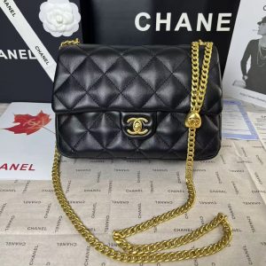 25C Mini Flap 24cm Black Lambskin Gold Heart Hardware