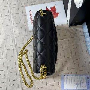 25C Mini Flap 24cm Black Lambskin Gold Heart Hardware