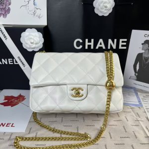 25C Mini Flap 24cm White Lambskin Gold Heart Hardware