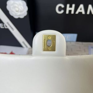 25C Mini Flap 24cm White Lambskin Gold Heart Hardware