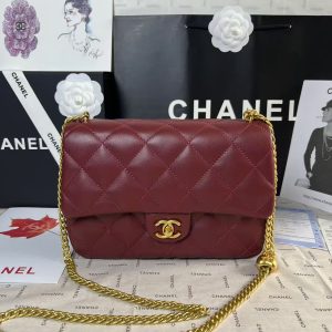 25C Mini Flap 24cm Burgundy Lambskin Gold Heart Hardware
