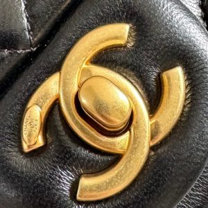 img_19e73950_20240412_i1712915785_2824_0_jpg Mini Flap Bag 17cm Black Lamskin Gold Hardware