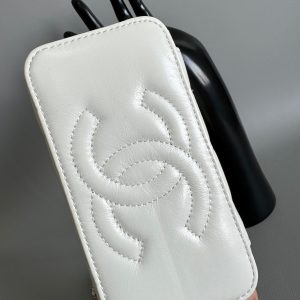 CC Vanity Case Pearl 17cm White Lambskin Gold hardware