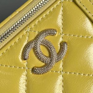 CC Vanity Case Pearl 17cm Yellow Lambskin Gold hardware
