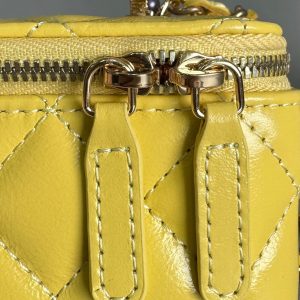 CC Vanity Case Pearl 17cm Yellow Lambskin Gold hardware