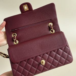 flap bag medium 25 burgundy caviar gold hardware