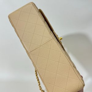 flap bag medium 25 beige caviar gold hardware