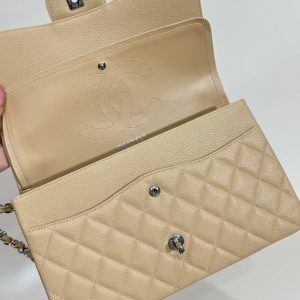 flap bag medium 25 beige caviar silver hardware