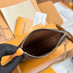 LV MINI POCHETTE ACCESSOIRES 15.5 MONOGRAM CANVAS