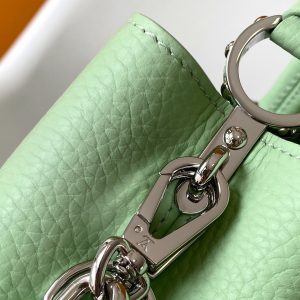 img_2d10544c_20240819_i1723999329_4168_5_jpg Capucines BB 21cm Bag Green Cowhide 251666