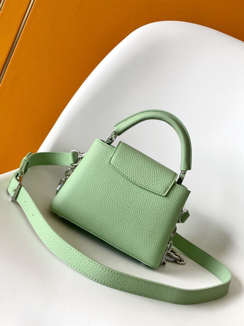 img_2d10544c_20240819_i1723999329_8879_7_jpg Capucines BB 21cm Bag Green Cowhide 251666