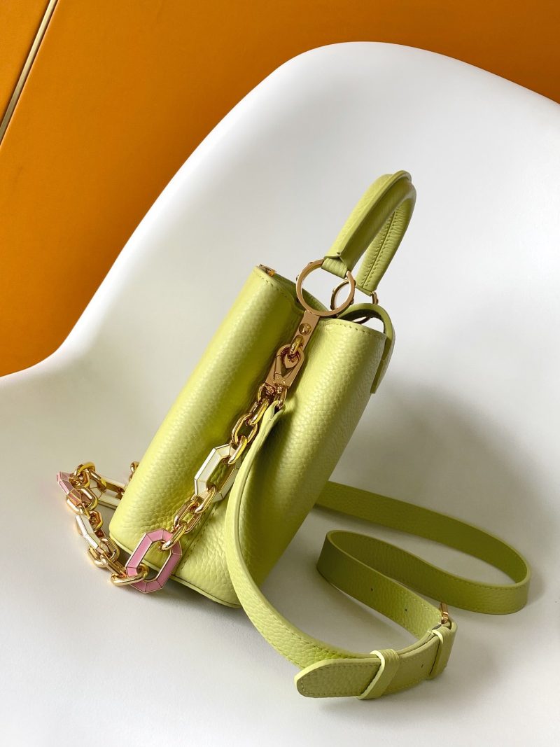 img_2d10544c_20240823_i1724423892_5299_5.jpg_1 Capucines BB 21cm Bag Yellow Cowhide 251671