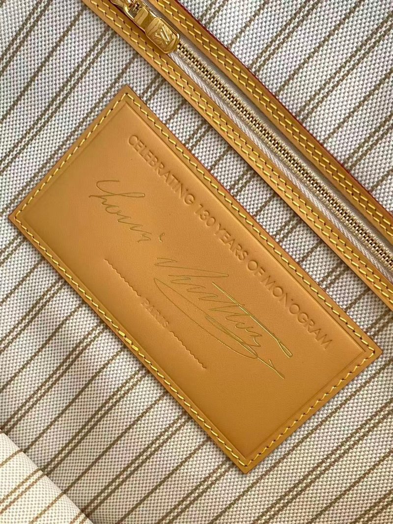 LV M27521 Neverfull MM Bag Camel White Monogram Origine Canvas