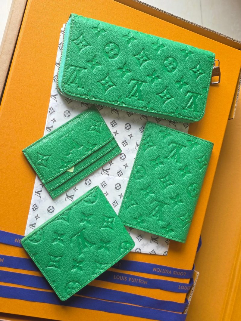 LV M25998 Double Card Holder Bamboo Green Taurillon Monogram leather