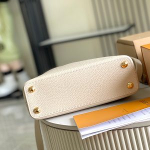 CAPUCINES MINI 21 BEIGE TAURILLON GOLD HARDWARE
