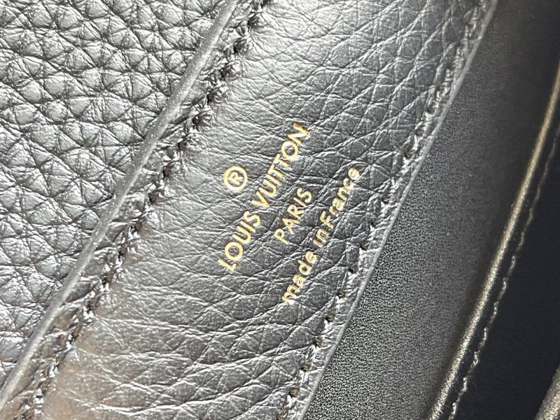 CAPUCINES MINI 21 BLACK TAURILLON GOLD HARDWARE