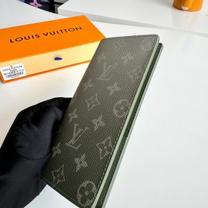 LV Brazza Wallet Green Monogram Gradient Canvas 221315