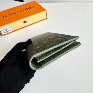 LV Brazza Wallet Green Monogram Gradient Canvas 221315