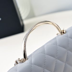 CC 24K Woc Top Handle 19cm Light Grey Lambskin Light Gold Hardware