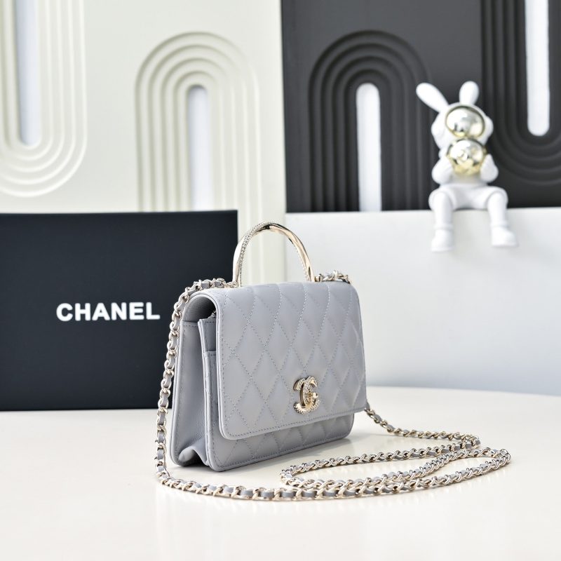 CC 24K Woc Top Handle 19cm Light Grey Lambskin Light Gold Hardware