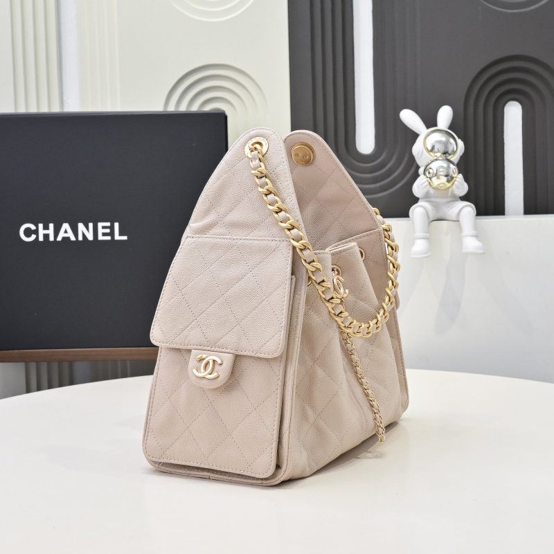 CC 25C Hobo Bags 30cm Nude Grained Calfskin