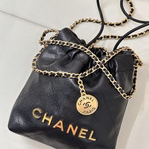 CC 22 Hobo Bag 19cm Black Grained Calfskin Gold Hardware