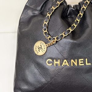 CC 22 Hobo Bag 35cm Black Grained Calfskin Gold Hardware