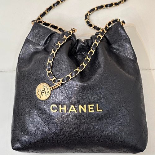 CC 22 Hobo Bag 35cm Black Grained Calfskin Gold Hardware