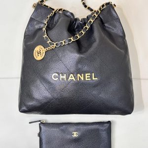 CC 22 Hobo Bag 35cm Black Grained Calfskin Gold Hardware