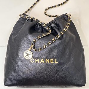 CC 22 Hobo Bag 42cm Black Grained Calfskin Gold Hardware