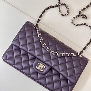 CLASSIC FLAP 25CM VIOLET LAMBSKIN LIGHT GOLD HARDWARE