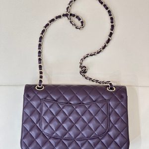 CLASSIC FLAP 25CM VIOLET LAMBSKIN LIGHT GOLD HARDWARE