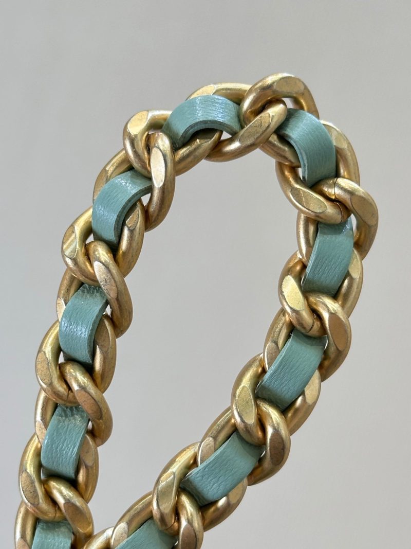 img_4072b1f8_20250325_i1742901732855_7478_0_5_jpg CC 25C Hobo Bags 40cm Light Green Suede