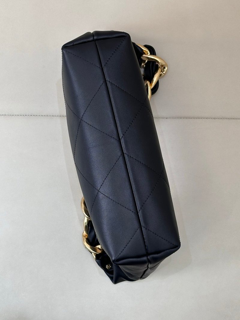 img_4072b1f8_20251014_i1760442263656_9295_0_8_jpg CC 2025 Hobo Bag Black Lambskin Gold Hardware 296891