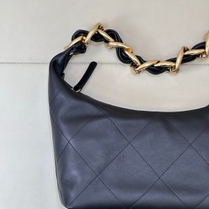 img_4072b1f8_20251014_i1760442265570_8130_0_6_jpg CC 2025 Hobo Bag Black Lambskin Gold Hardware 296891