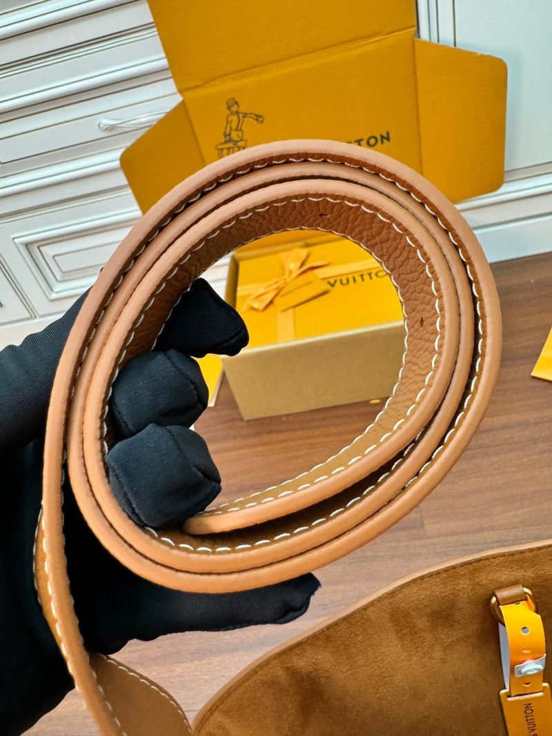 img_44e72e12_20240712_i1720751935_2872_4_jpg LOW KEY HOBO MM 31CM BROWN CALFSKIN