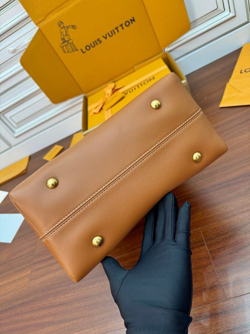 img_44e72e12_20240712_i1720751935_5821_5_jpg LOW KEY HOBO MM 31CM BROWN CALFSKIN