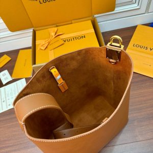 img_44e72e12_20240712_i1720751935_6270_1_jpg LOW KEY HOBO MM 31CM BROWN CALFSKIN