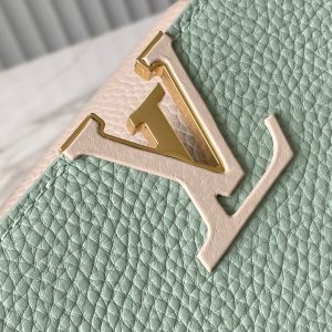 capucines bb 27 green beige taurillon leather gold hardware