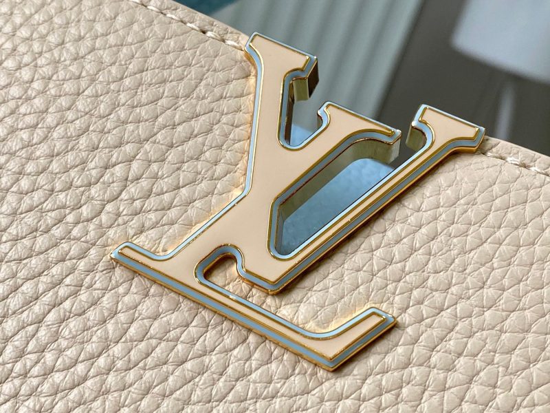 img_460b6f34_20240503_a1714743595983_5120_jpg capucines bb 27 beige cloud blue taurillon leather gold hardware