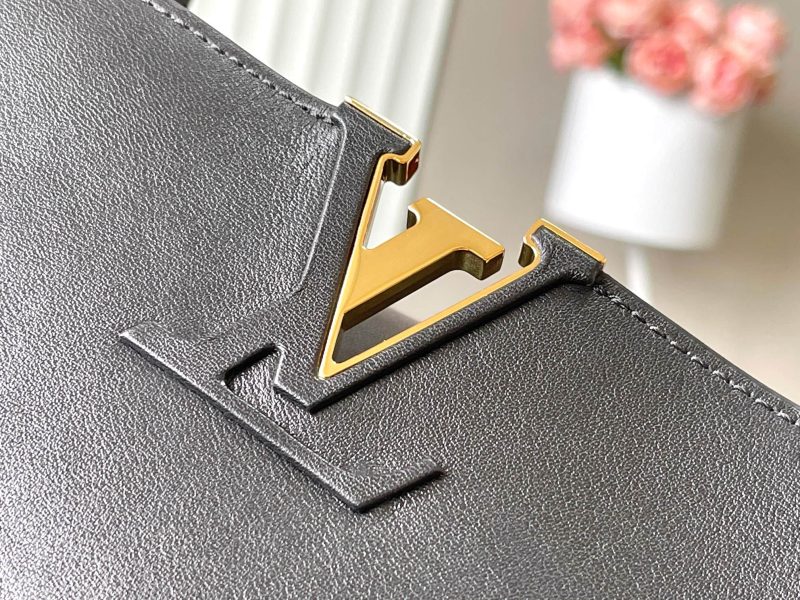 CAPUCINES GM 38CM BLACK TAURILLON LEATHER